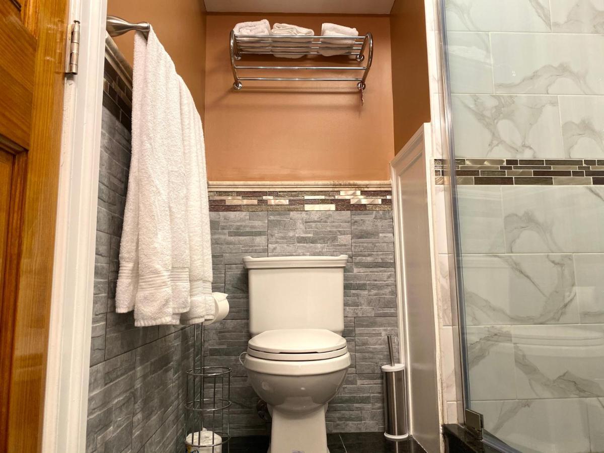 Alina & Fanny - Philadelphia 1210 Mt Vernon St Εξωτερικό φωτογραφία